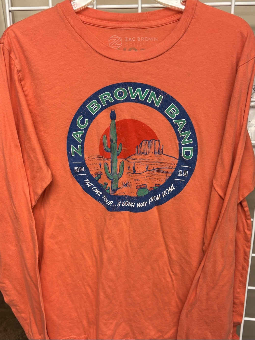 Zac Brown Band Long Sleeve T-Shirt Size L 2019 The Owl Tour Concert Licensed